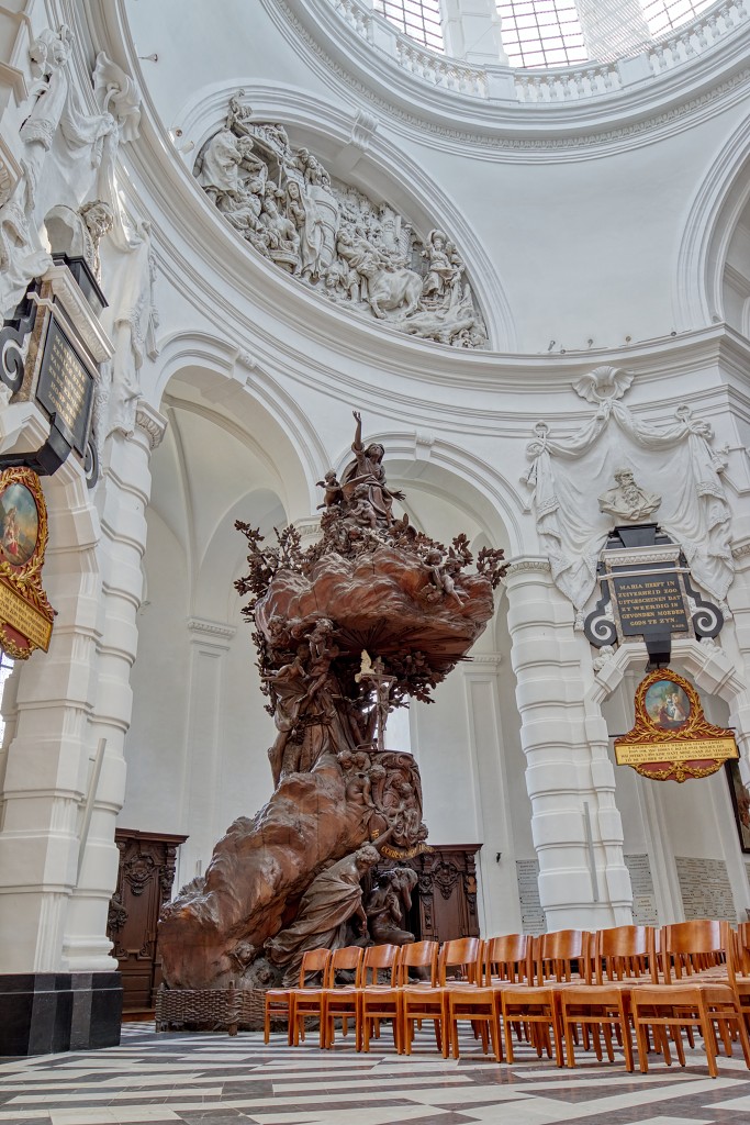 HDR kerkfotografie bedevaart basilique basilica basiliek Hanswijkbasiliek olv hanswijk La Notre-Dame our lady onze lieve vrouw rooms katholiek religie religion bedevaartsoord
